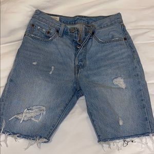 Bermuda Levi shorts